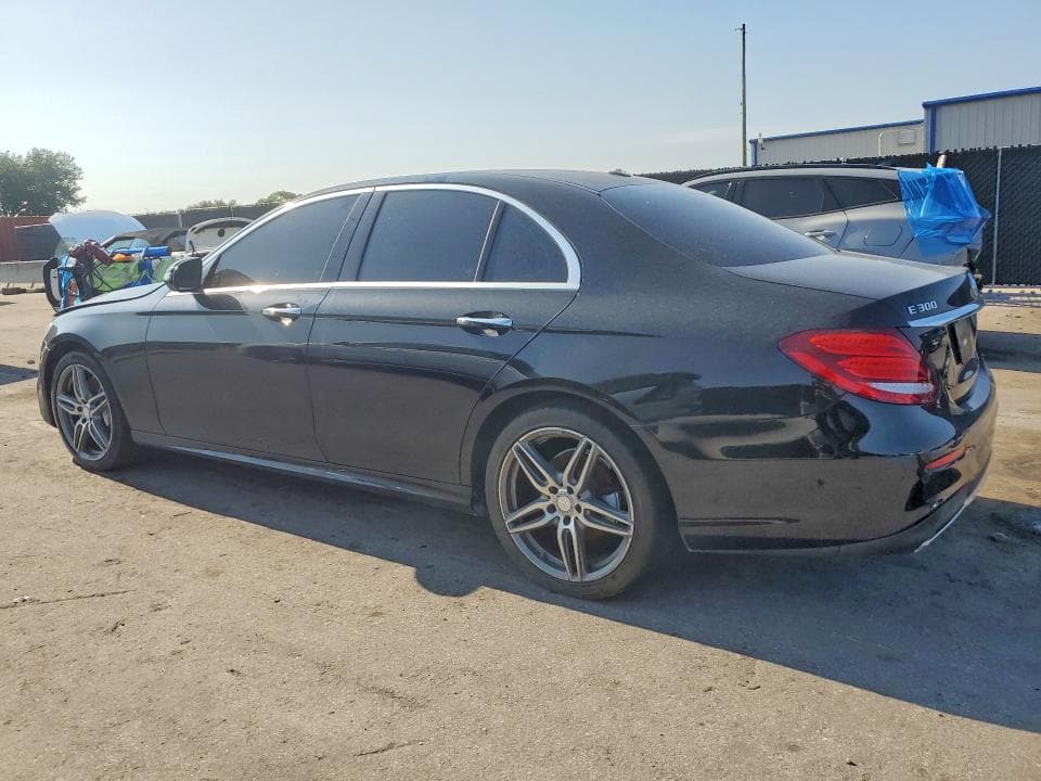 2017 MERCEDES-BENZ E 300 2