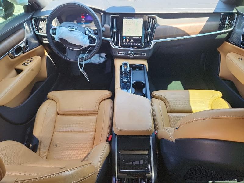 2022 VOLVO S90 B6 INSCRIPTION 8