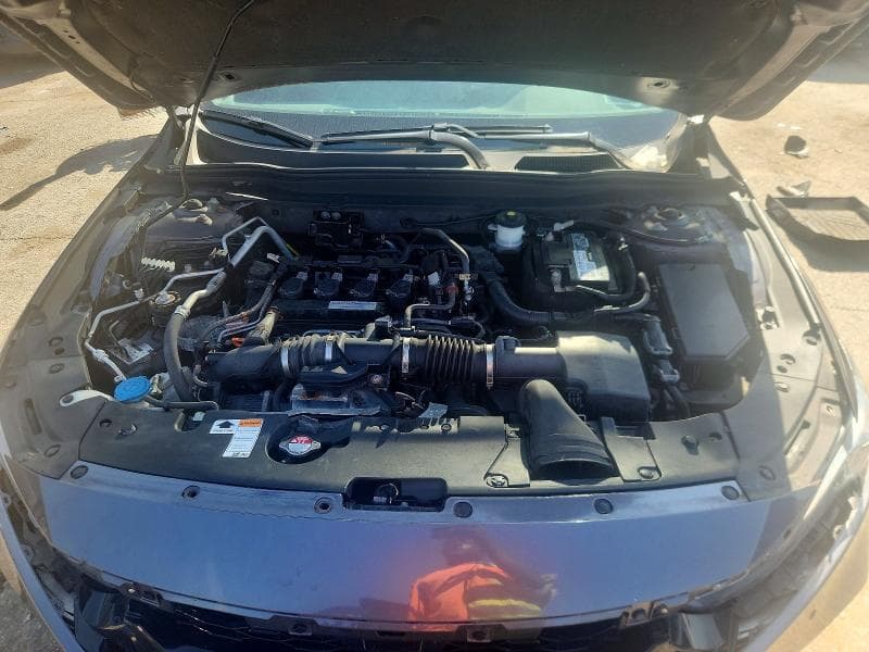 2018 HONDA ACCORD SPORT 11