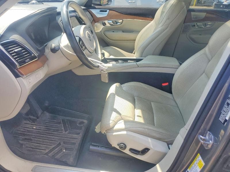 2017 VOLVO XC90 T6 7