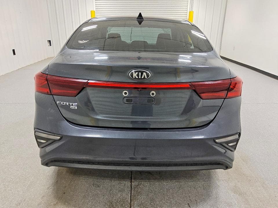 2021 KIA FORTE FE 6