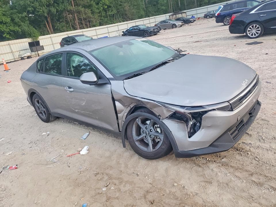 2025 KIA K4 LXS 4
