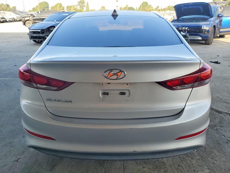 2018 HYUNDAI ELANTRA SEL 6