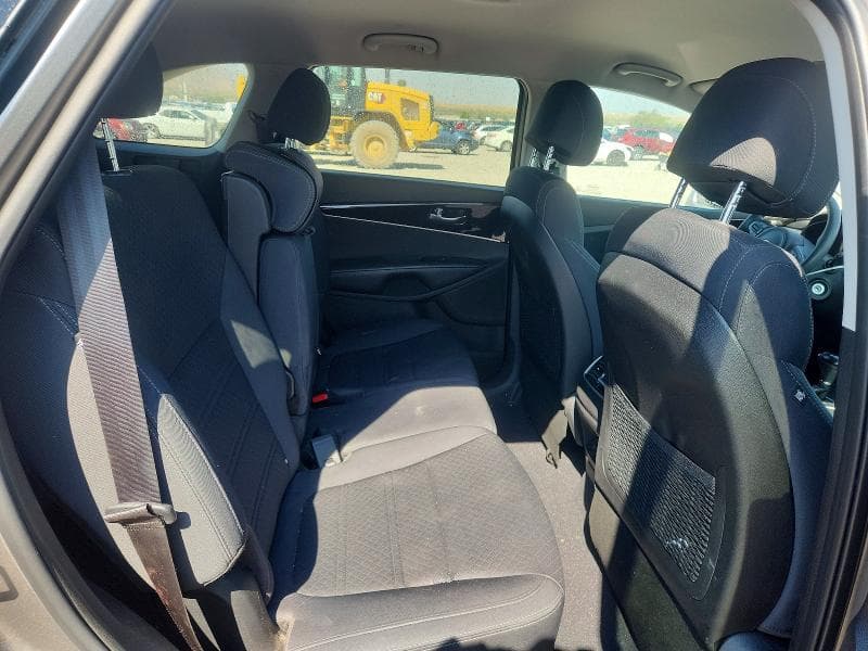2017 KIA SORENTO LX V6 10