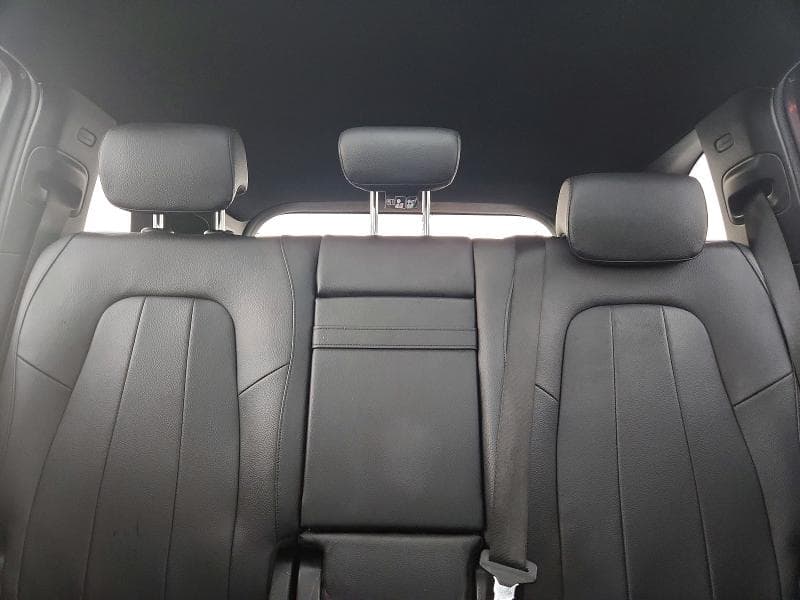 2022 MERCEDES-BENZ GLB 250 4MATIC 10
