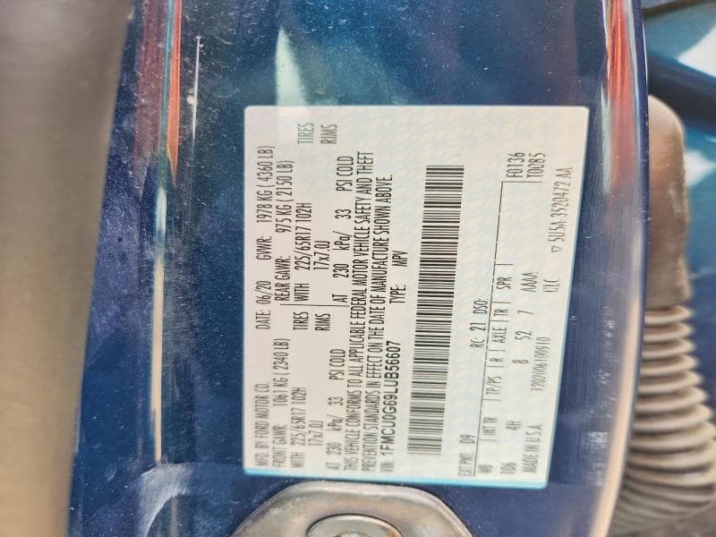 2020 FORD ESCAPE SE 12