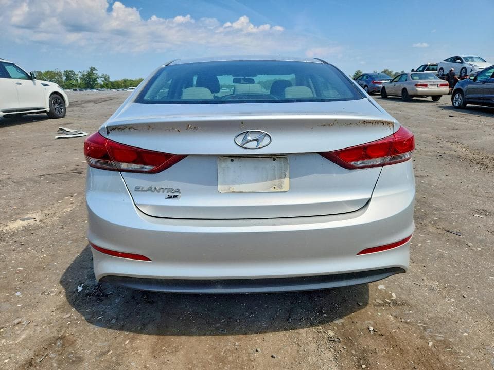 2018 HYUNDAI ELANTRA SE 6