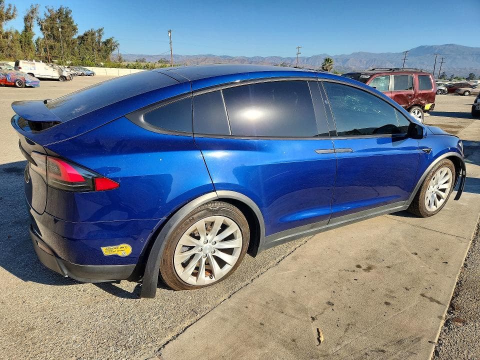 2018 TESLA MODEL X 3
