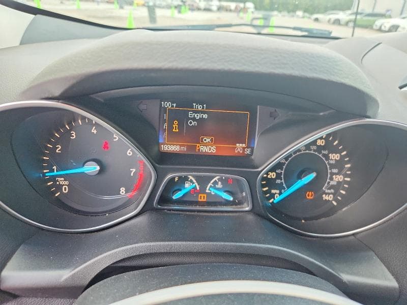 2017 FORD ESCAPE SE 9