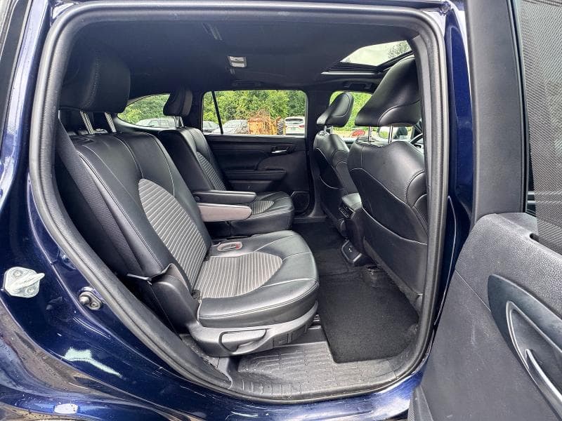 2021 TOYOTA HIGHLANDER XSE 6