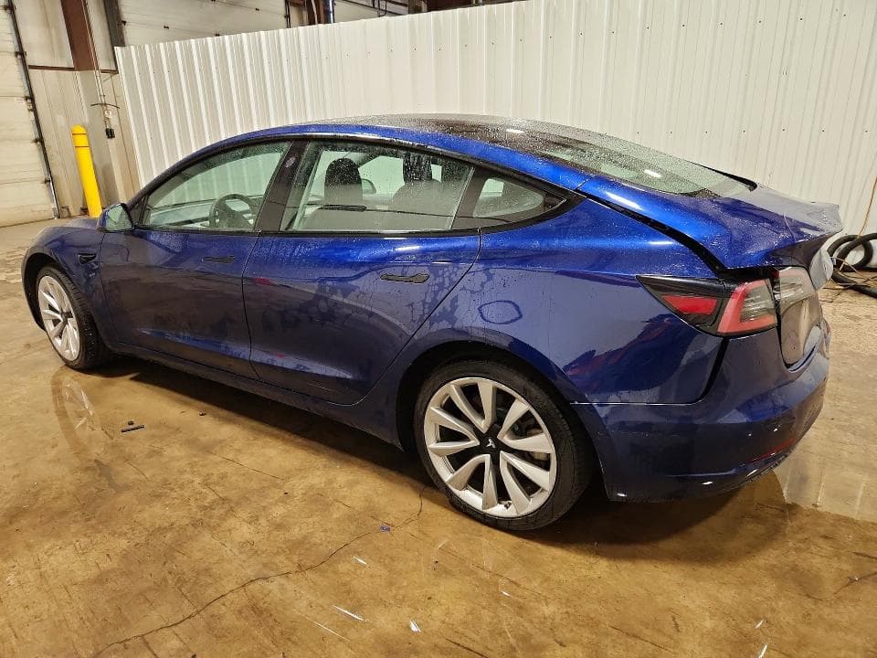 2022 TESLA MODEL 3 2