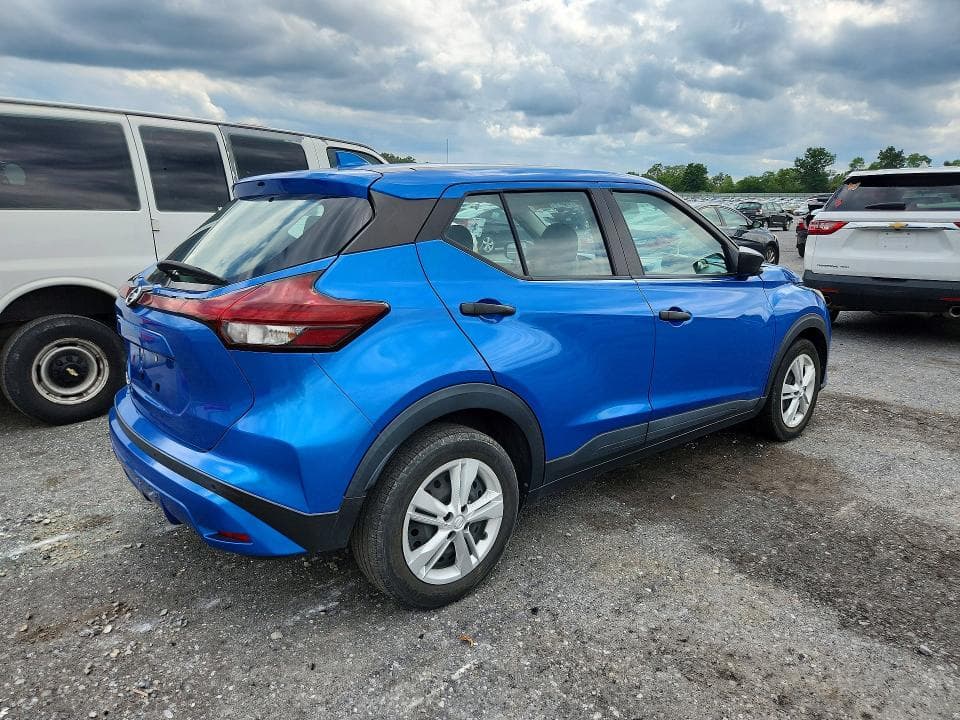 2021 NISSAN KICKS S 3