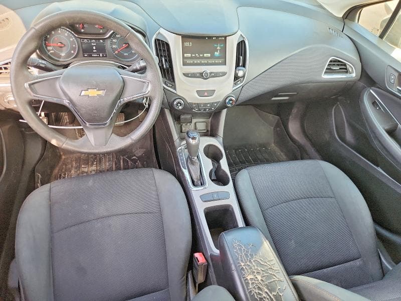 2017 CHEVROLET CRUZE LS 8
