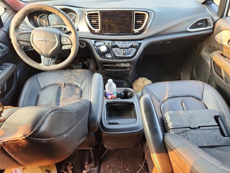 2024 CHRYSLER PACIFICA HYBRID SELECT 8