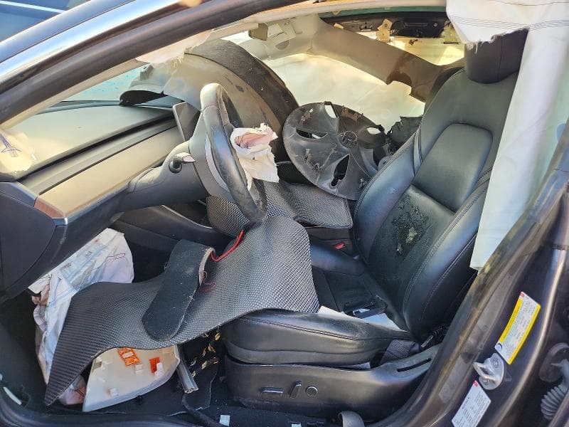 2018 TESLA MODEL 3 7