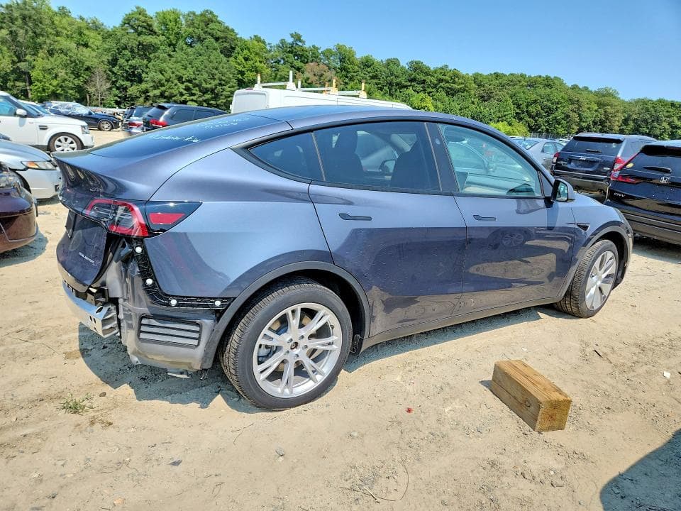 2023 TESLA MODEL Y 3