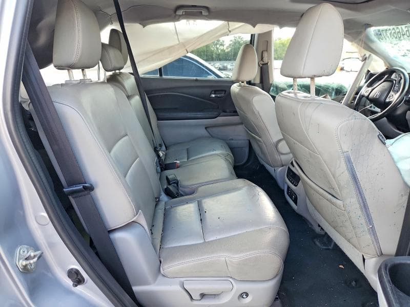 2017 HONDA PILOT TOURING 11