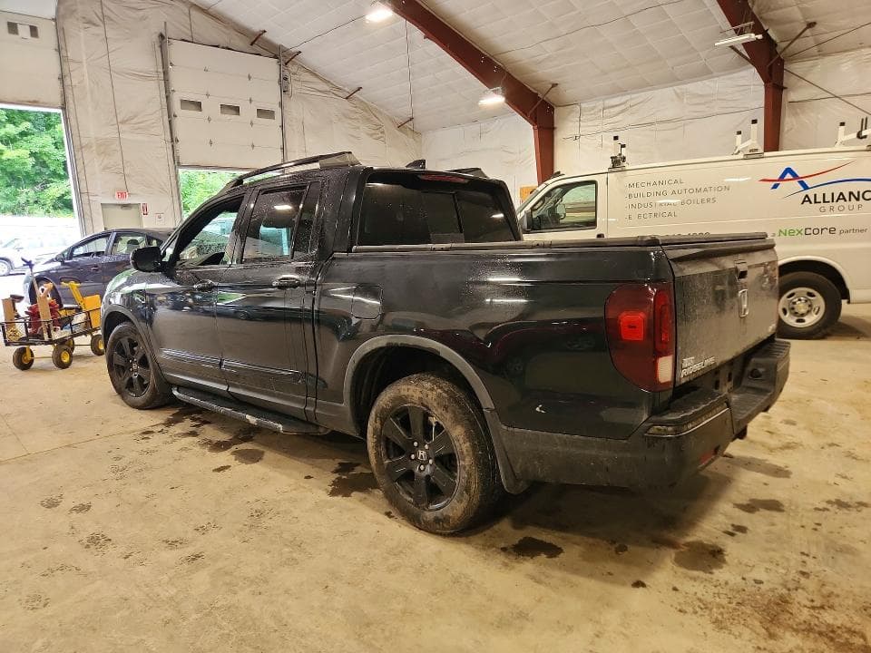 2017 HONDA RIDGELINE BLACK EDITION 2
