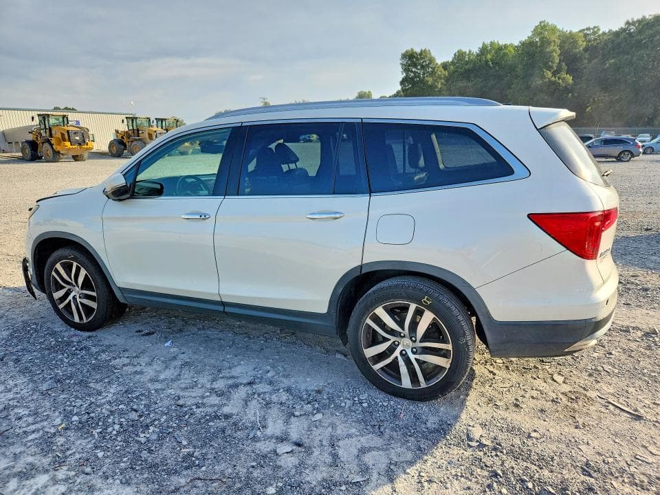 2017 HONDA PILOT ELITE 2