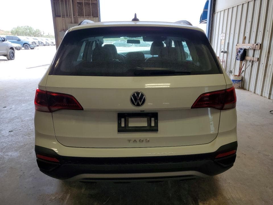 2022 VOLKSWAGEN TAOS S 6