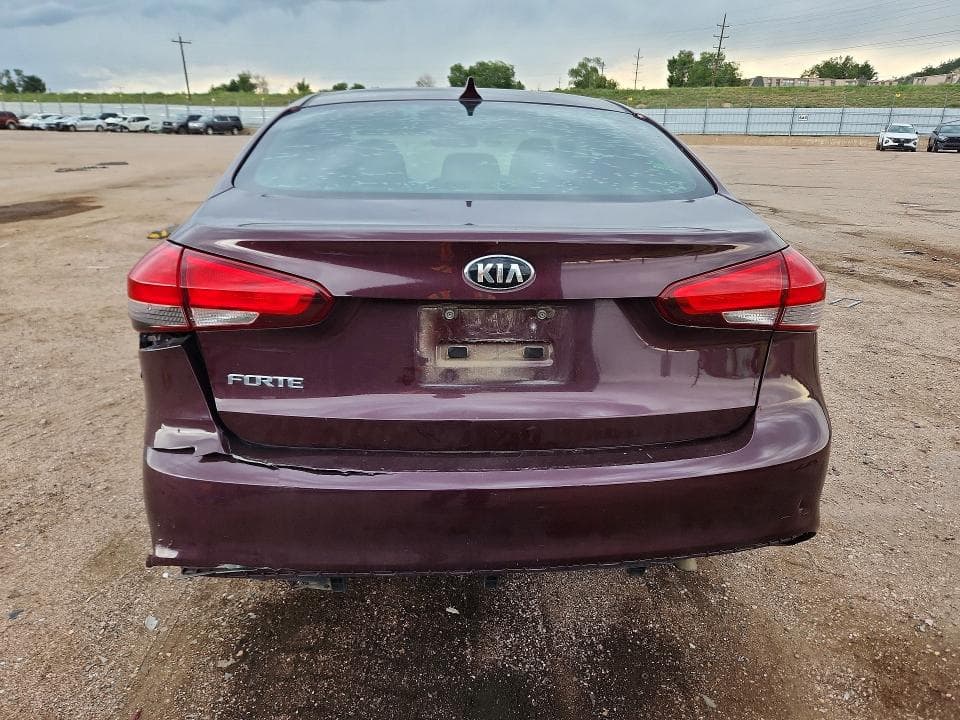 2017 KIA FORTE LX 6