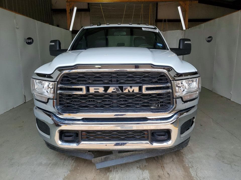 2024 RAM 2500 TRADESMAN 5