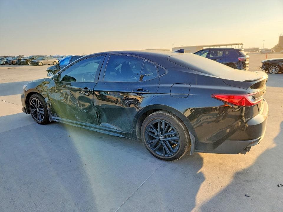 2026 TOYOTA CAMRY SE 2
