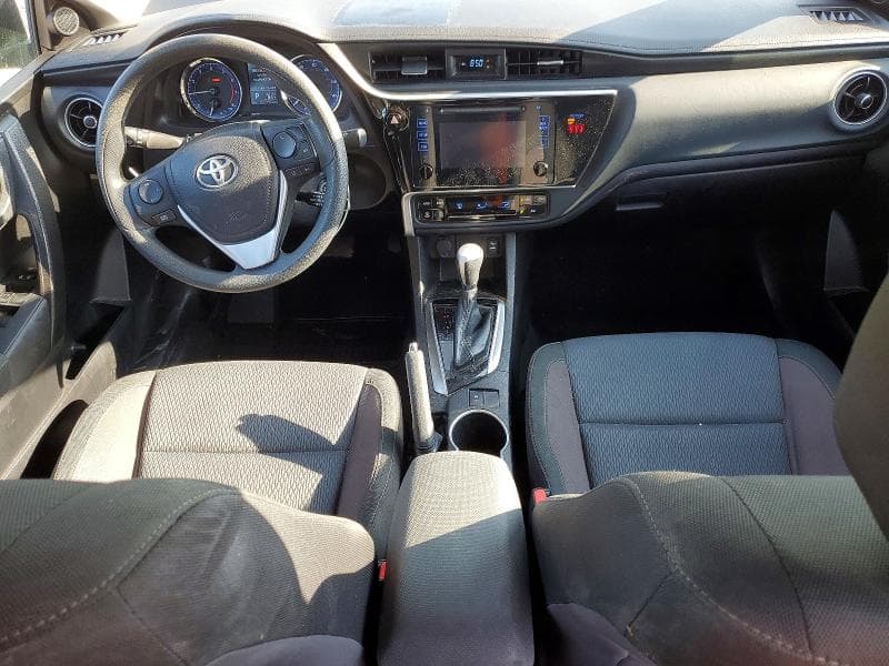 2019 TOYOTA COROLLA LE 8