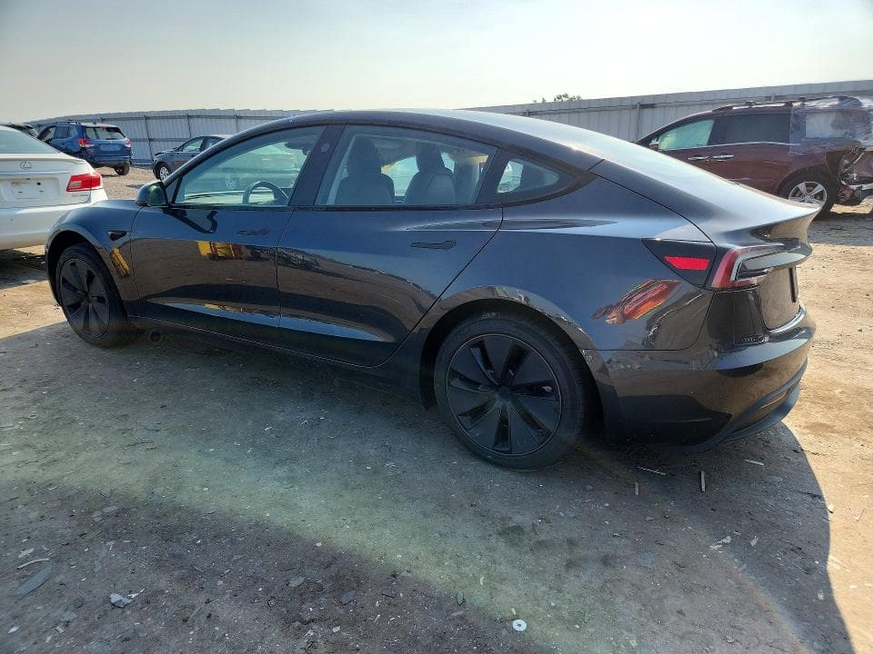 2025 TESLA MODEL 3 2