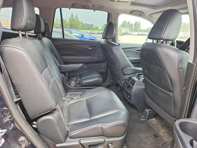 2017 HONDA PILOT TOURING 11