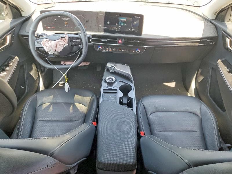 2025 KIA EV6 WIND 8
