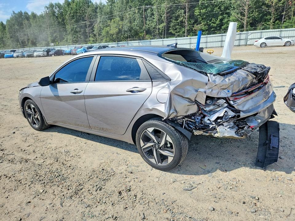 2023 HYUNDAI ELANTRA SEL 2
