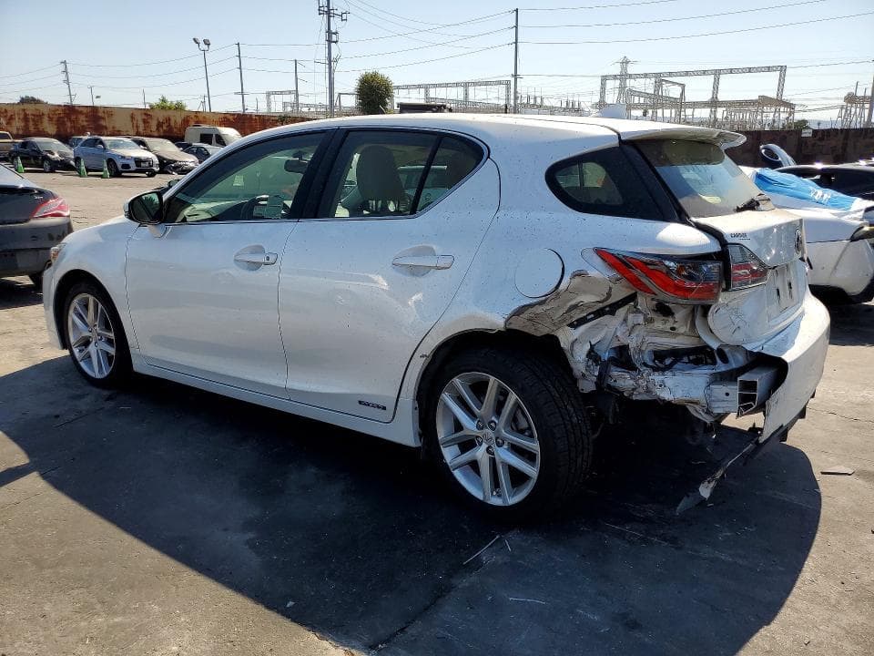 2017 LEXUS CT 200 2