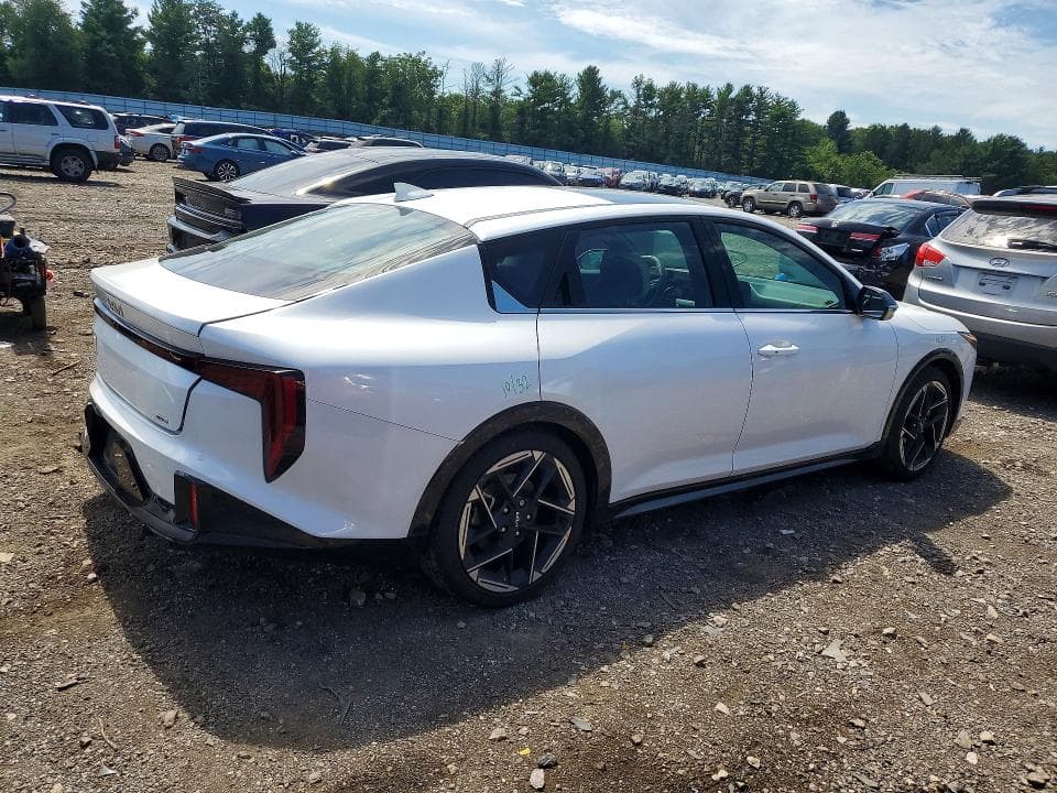 2025 KIA K4 GT LINE 3