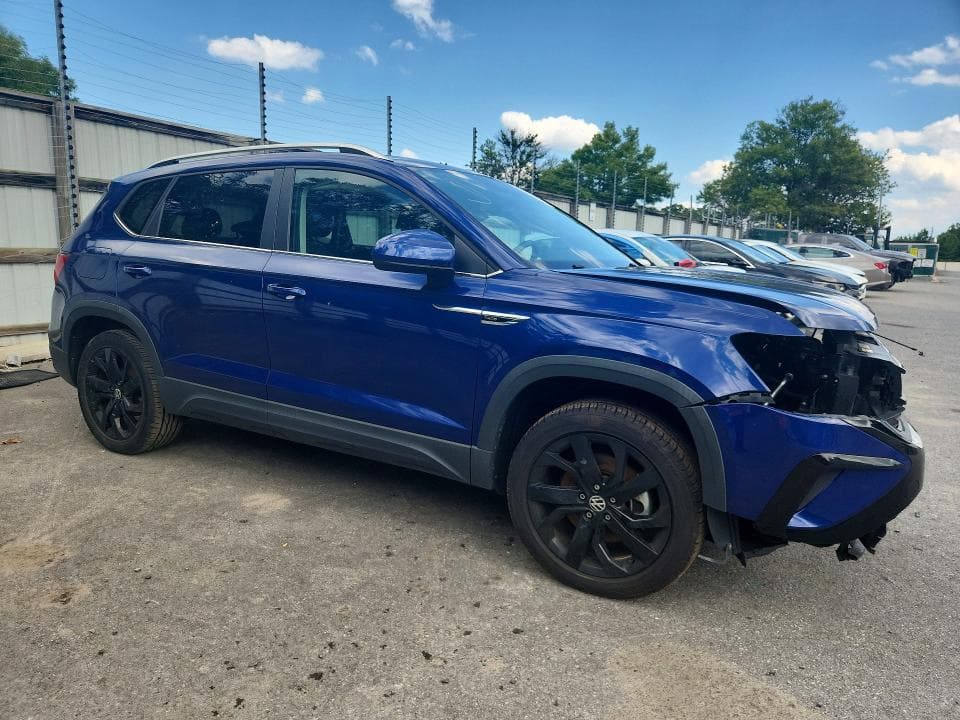 2022 VOLKSWAGEN TAOS SE IQ DRIVE 4
