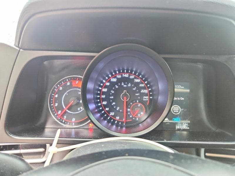 2022 HYUNDAI ELANTRA SEL 9