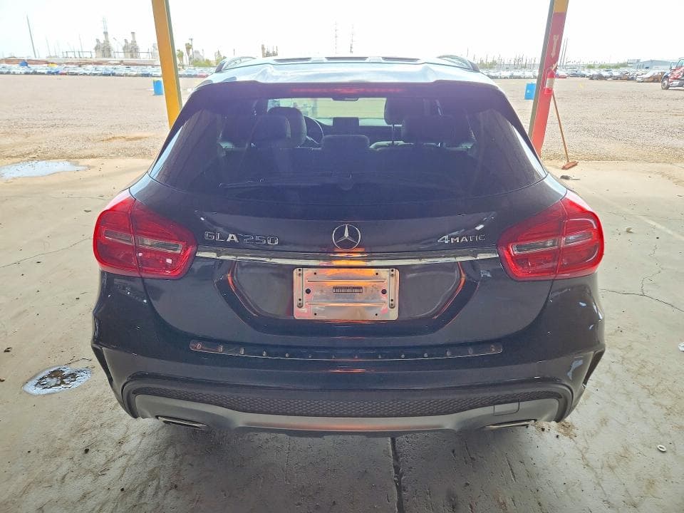 2017 MERCEDES-BENZ GLA 250 4MATIC 6
