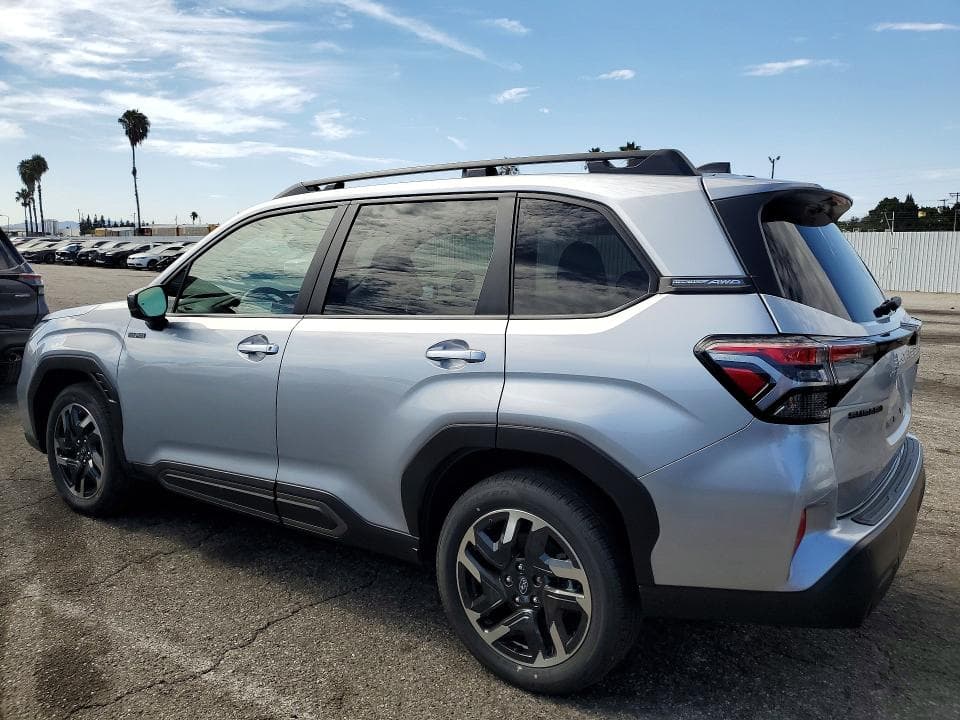 2025 SUBARU FORESTER LIMITED 2