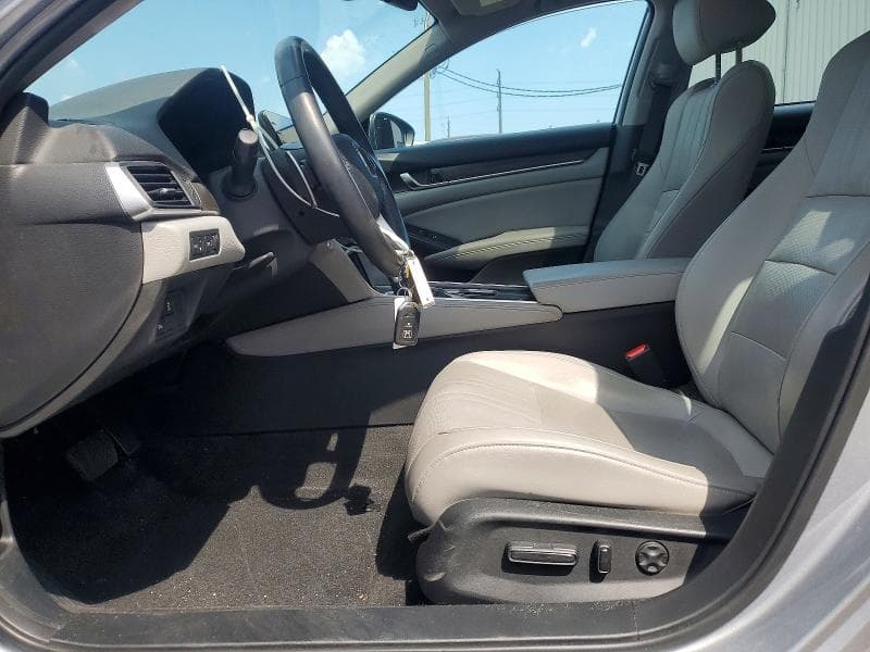 2018 HONDA ACCORD TOURING 7