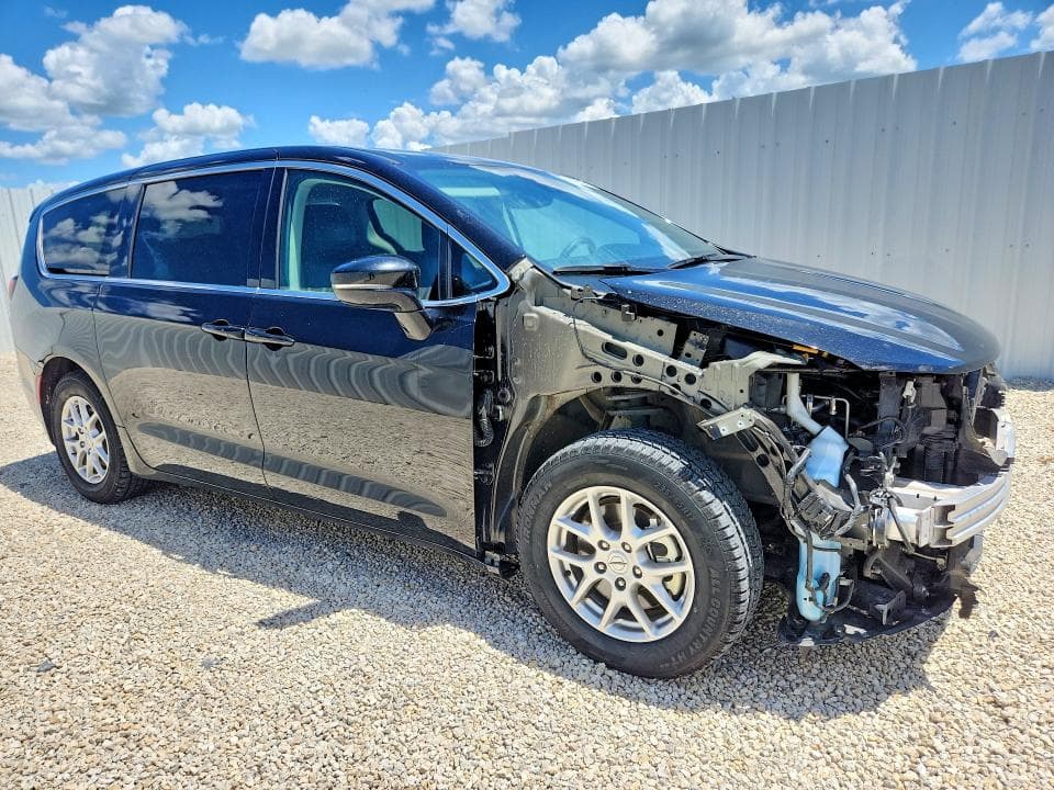 2024 CHRYSLER PACIFICA TOURING L 4