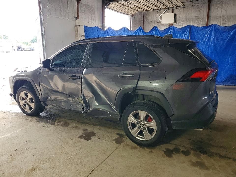 2024 TOYOTA RAV4 XLE 2