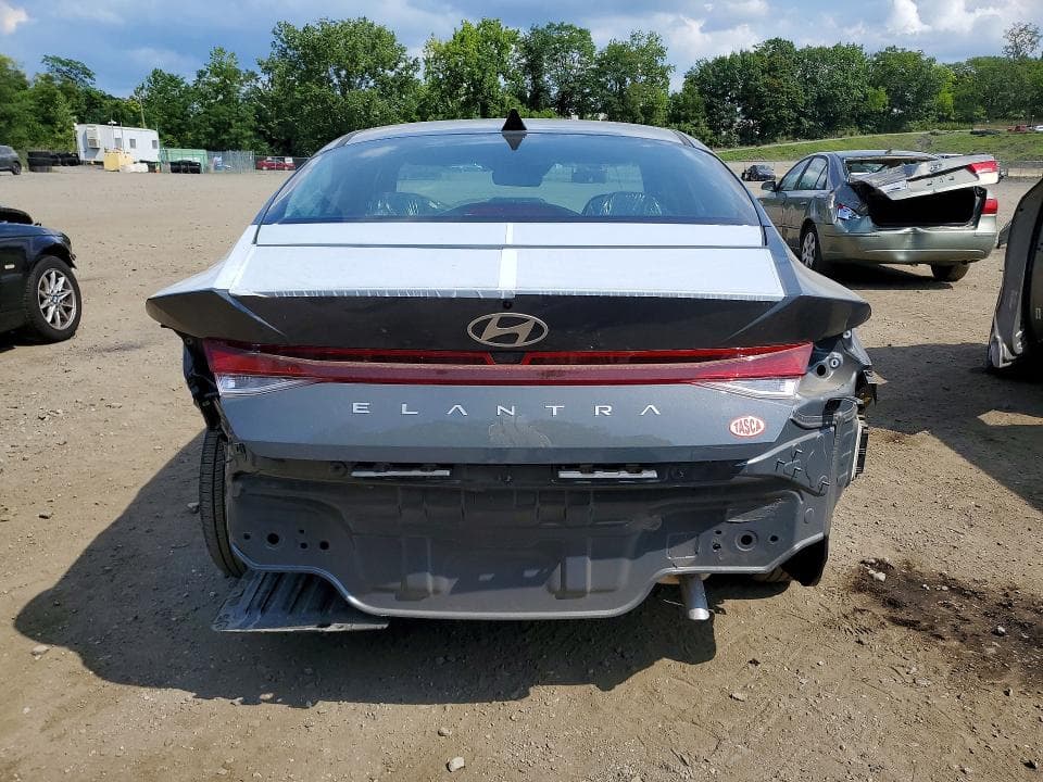 2026 HYUNDAI ELANTRA SE 6