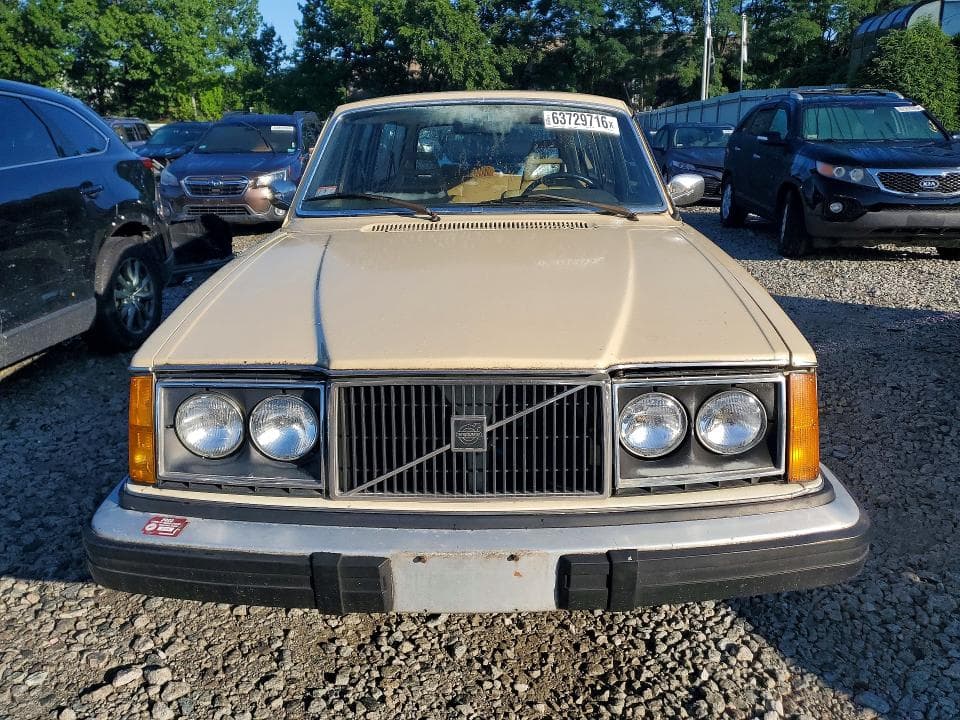 1978 VOLVO 245 5