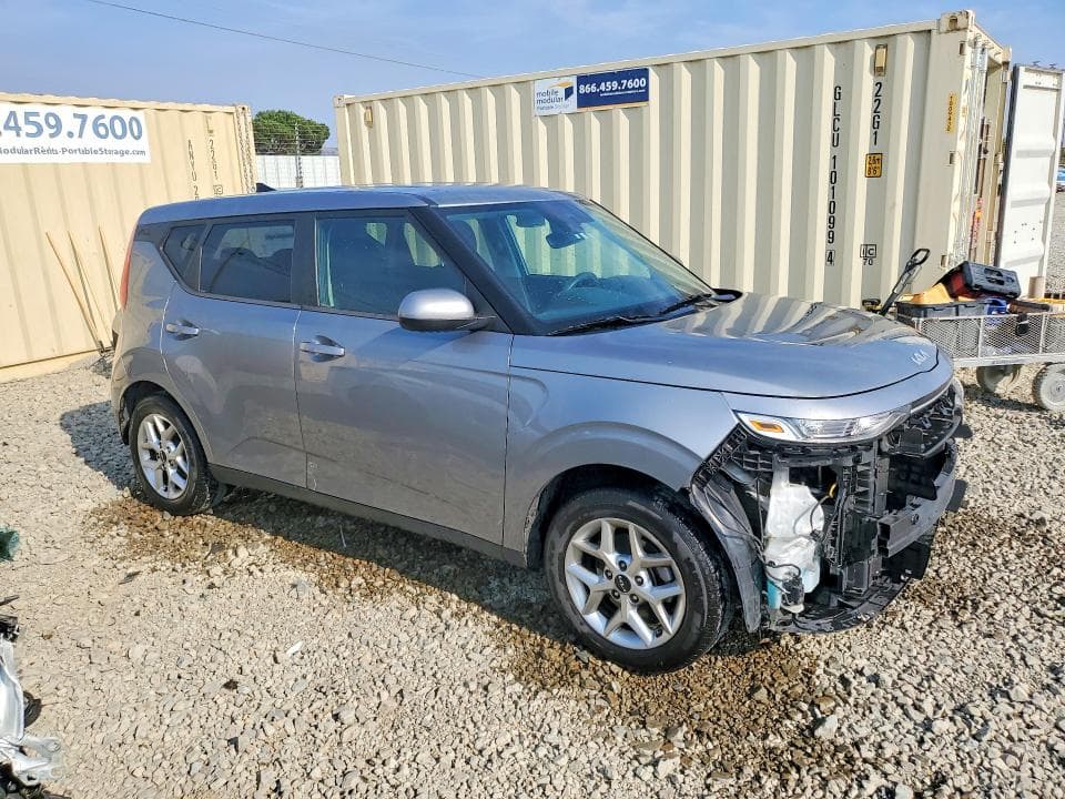 2022 KIA SOUL LX 4