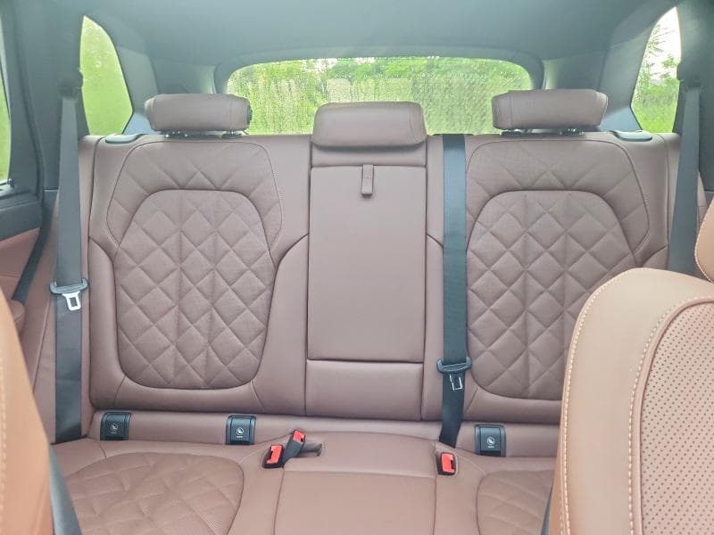 2026 BMW X5 XDRIVE50E 10