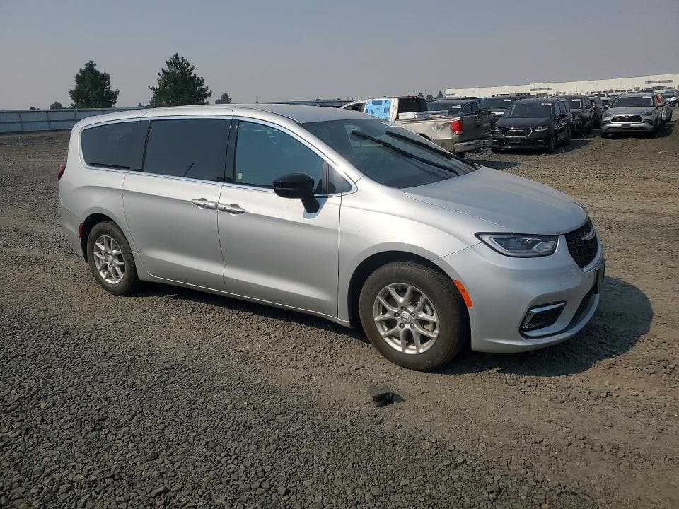 2026 CHRYSLER PACIFICA SELECT 4