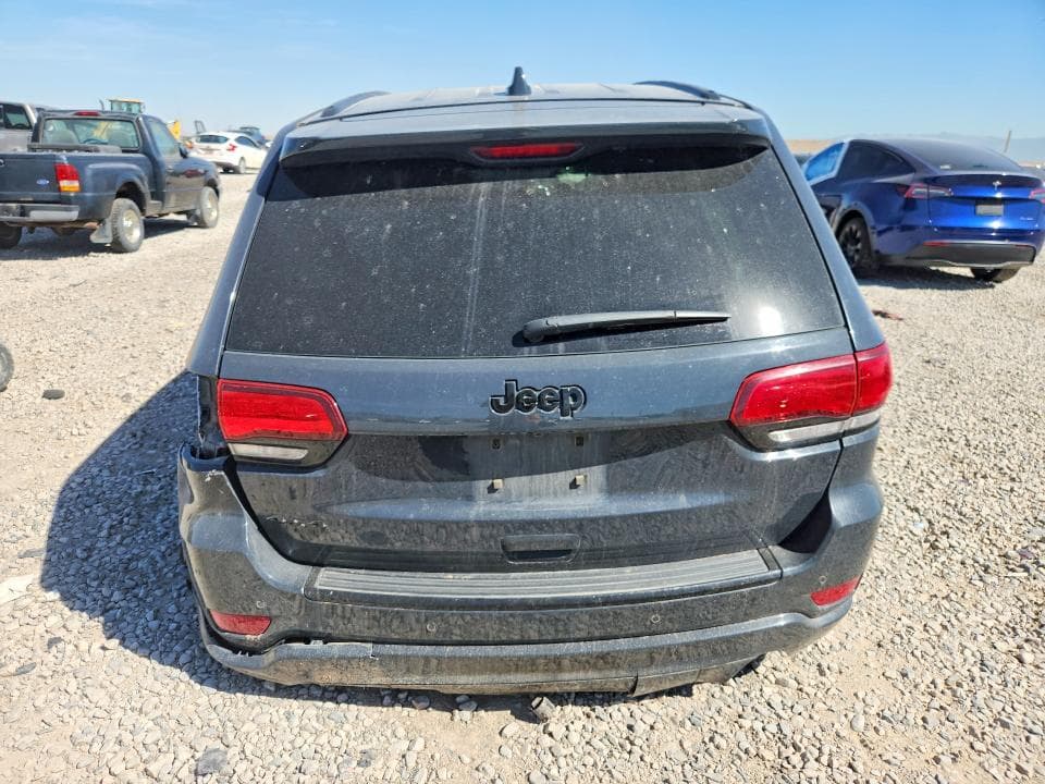 2018 JEEP GRAND CHEROKEE LAREDO 6