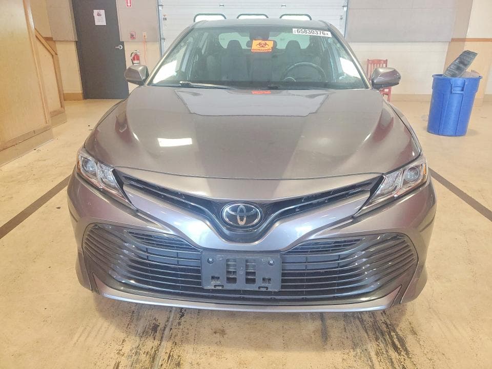 2019 TOYOTA CAMRY LE 5