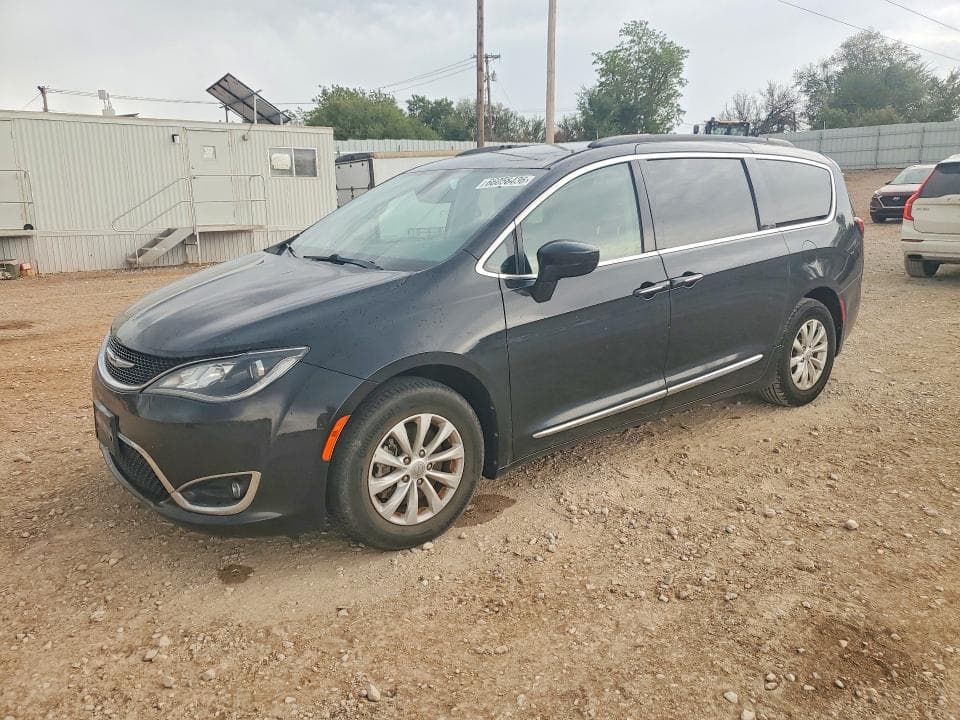 2017 CHRYSLER PACIFICA TOURING L - 1