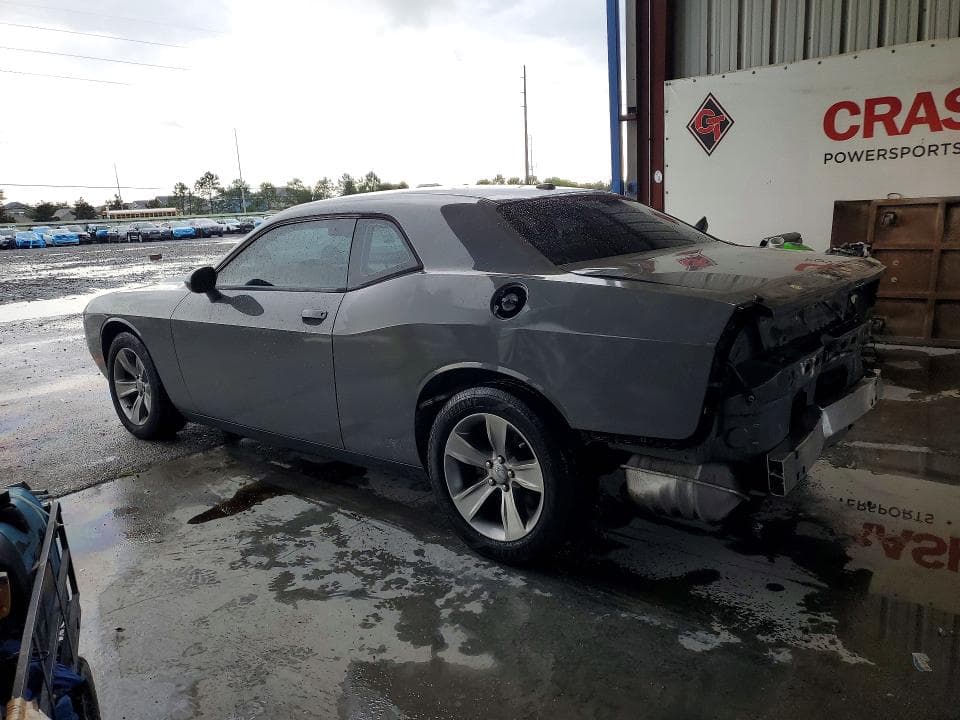 2019 DODGE CHALLENGER SXT 2